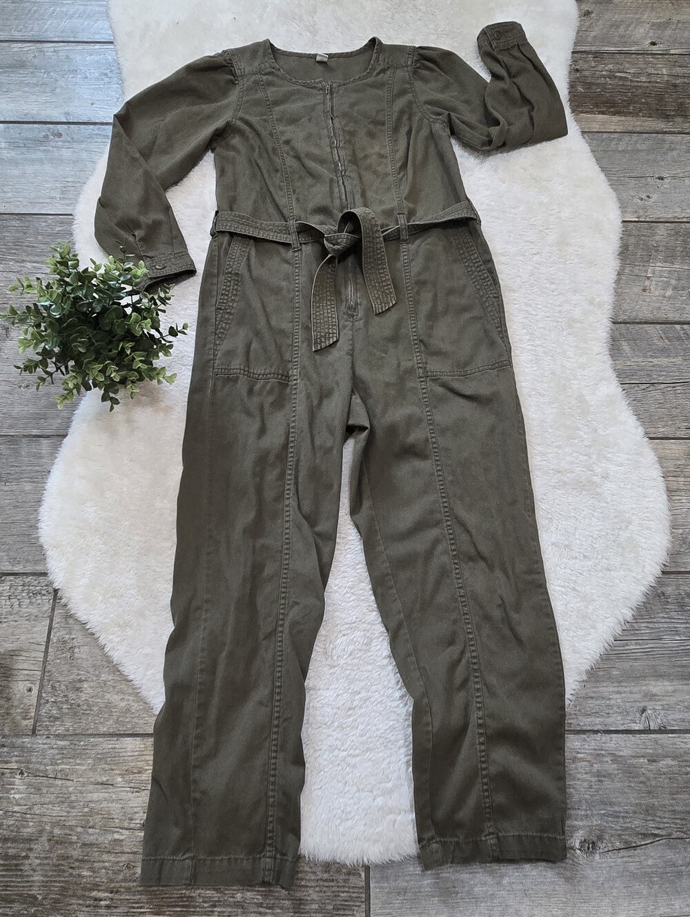 Old Navy Olive Green Zip-Front Long Sleeve Utility Military Chic Jumpsuit, S